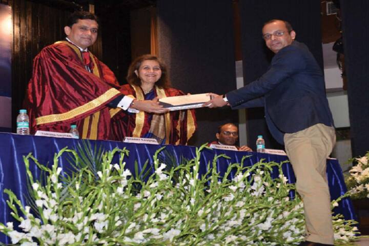 IILM GSM Greater Noida campus in Greater Noida, Uttar Pradesh, India — photo 5