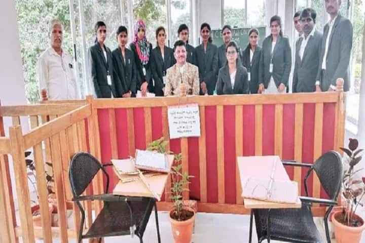 Hulkoti Co-operative Education Society's Law College campus in Gadag, Karnataka, India — photo 3