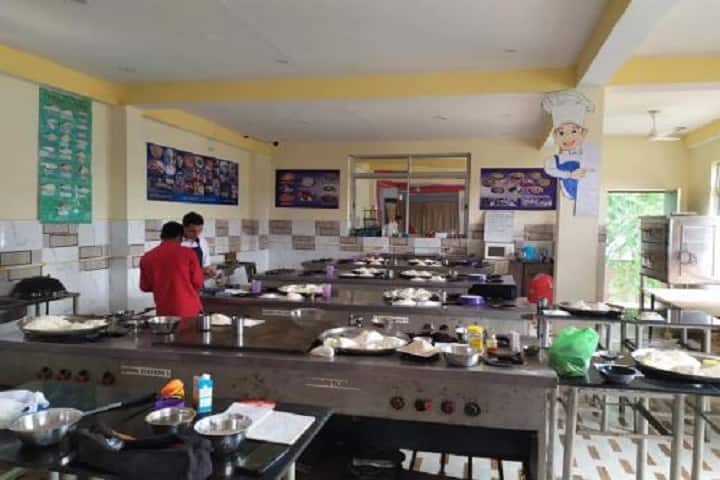 CHTS Institute of Hotel Management Catering and Tourism campus in Lucknow, Uttar Pradesh, India — photo 5