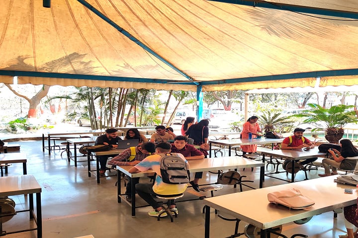 Indira College of Arts campus in Pune, Maharashtra, India — photo 2
