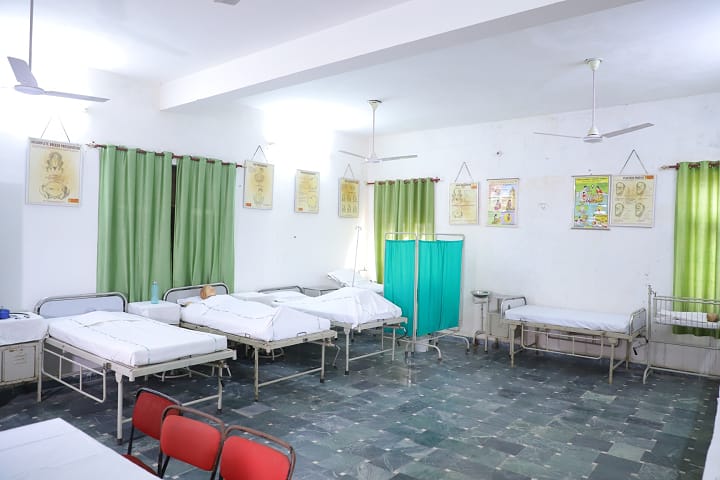 Pushpanjali College of Nursing campus in Agra, Uttar Pradesh, India — photo 5
