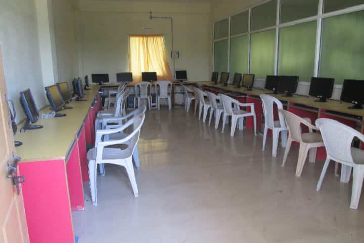 Sri Indu Institute of Pharmacy campus in Hyderabad, Telangana, India — photo 4