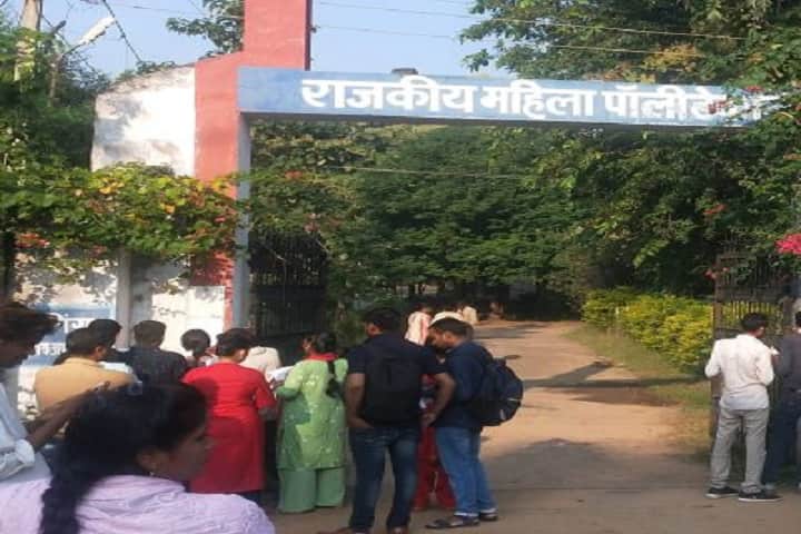 Veerangana Jhalkari Bai Government Girls Polytechnic campus in Jhansi, Uttar Pradesh, India — photo 2