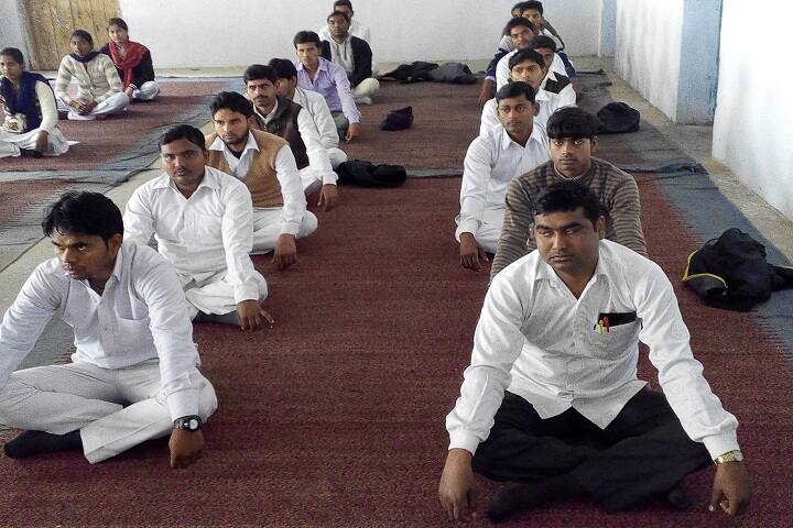 Smt Gomti Smarak Vigyan Mahavidyalaya campus in Etah, Uttar Pradesh, India — photo 6
