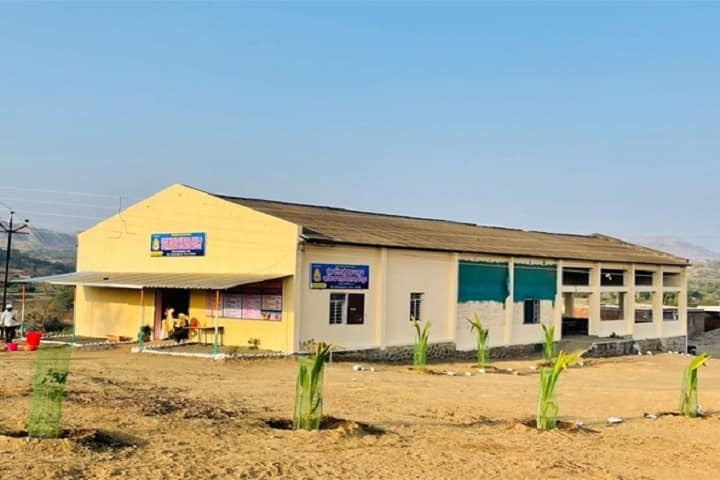Sant Kondajibaba Arts And Commerce College campus in Kotul, Maharashtra, India — photo 1