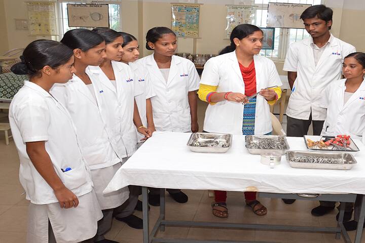 SS Institute of Nursing Sciences campus in Davanagere, Karnataka, India — photo 5
