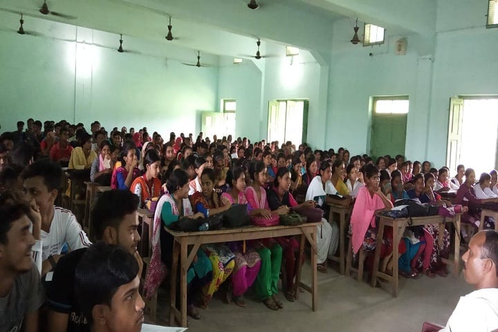 Panchthupi Haripada Gouribala College campus in Panchthupi, West Bengal, India — photo 3