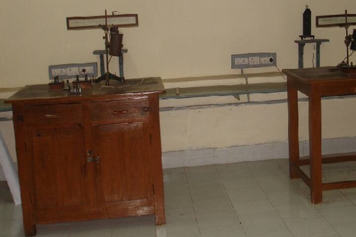 Sree Konaseema Bhanoji Ramars Post Graduate College campus in Amalapuram, Andhra Pradesh, India — photo 3