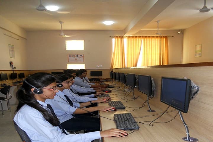 HP Institute of Higher Education campus in Budaun, Uttar Pradesh, India — photo 5