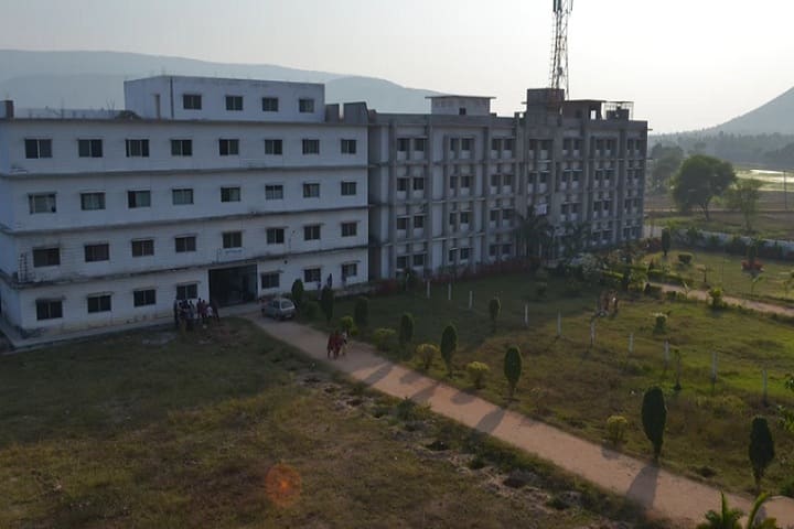 Yalamarty Institute of Computer Sciences campus in Visakhapatnam, Andhra Pradesh, India — photo 2