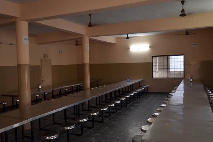 Yalamarty Institute of Computer Sciences campus in Visakhapatnam, Andhra Pradesh, India — photo 4