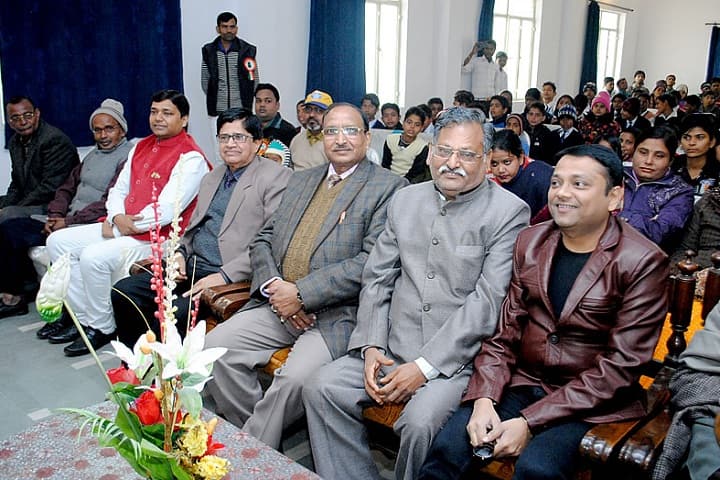 Maa Durga College campus in Agra, Uttar Pradesh, India — photo 3