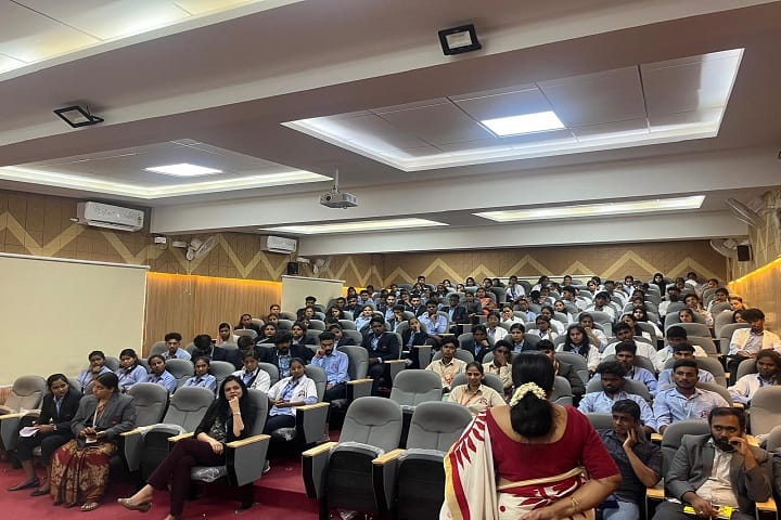 MVM College of Arts Science and Management campus in Bengaluru, Karnataka, India — photo 3