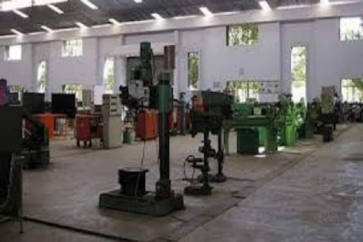 Charutar Vidya Mandal University campus in Anand, Gujarat, India — photo 4