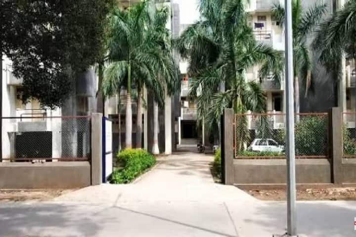 Charutar Vidya Mandal University campus in Anand, Gujarat, India — photo 5