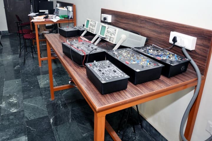 AIMT Lucknow campus in Lucknow, Uttar Pradesh, India — photo 4