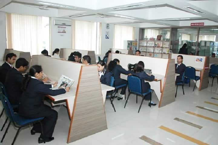 Dr DY Patil School of Science and Technology campus in Pune, Maharashtra, India — photo 3