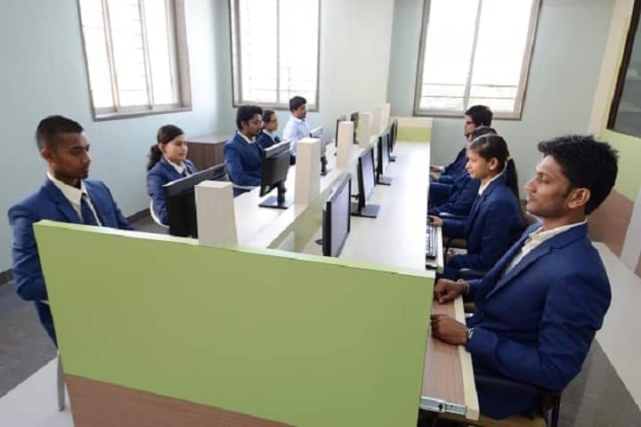 Dr DY Patil School of Science and Technology campus in Pune, Maharashtra, India — photo 4
