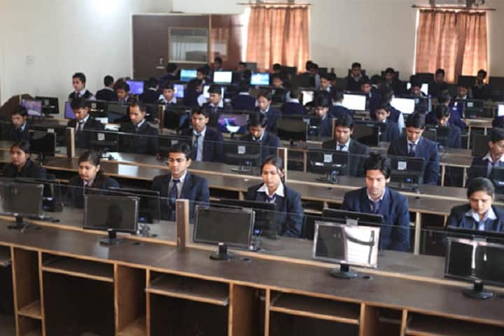 DN College campus in Bulandshahr, Uttar Pradesh, India — photo 5