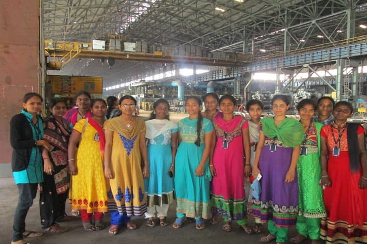 Dadi Veerunaidu College campus in Anakapalle, Andhra Pradesh, India — photo 4
