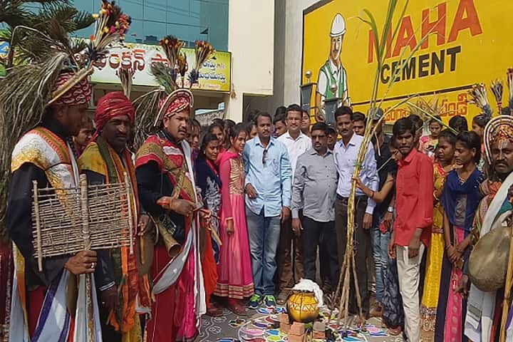 LVR Degree College campus in Narasannapeta, Andhra Pradesh, India — photo 4