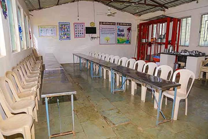 Shahid Virpatni Laxmi Mahavidyalaya campus in Kolhapur, Maharashtra, India — photo 2