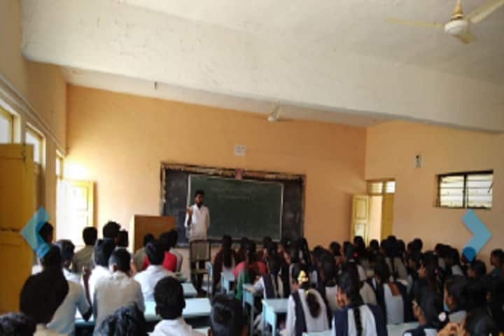 Government First Grade College campus in Yadgir, Karnataka, India — photo 2