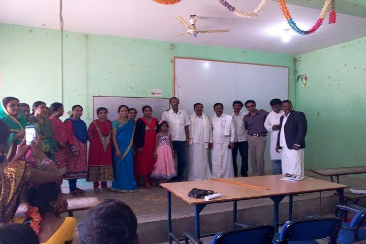 Government First Grade College for Women campus in Chikballapur, Karnataka, India — photo 2