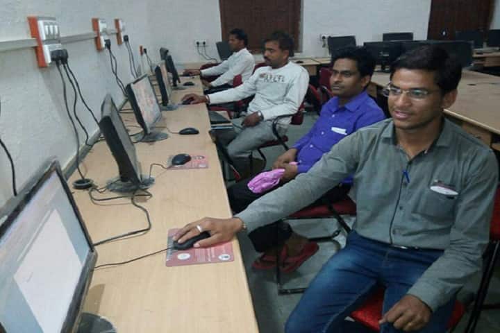 Government College campus in Vidisha, Madhya Pradesh, India — photo 4