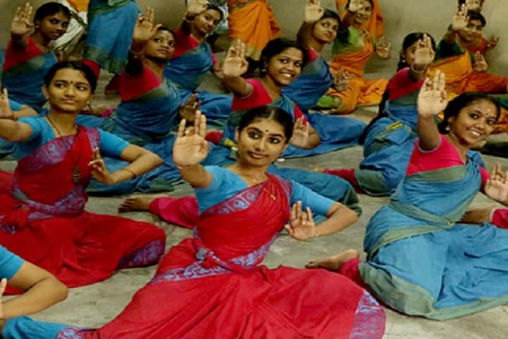 RLV College of Music and Fine Arts campus in Ernakulam, Kerala, India — photo 2