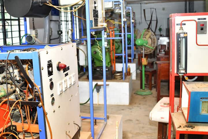 SNM Polytechnic College campus in Ernakulam, Kerala, India — photo 2