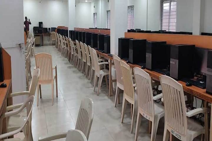 Medarametla Anjamma Mastan Rao Law College campus in Narasaraopet, Andhra Pradesh, India — photo 1
