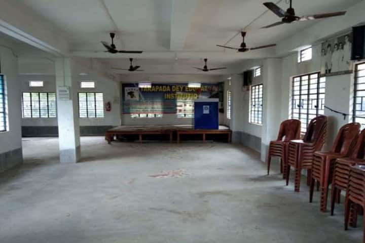 Tarapada Dey Educational Institution campus in Purba Bardhaman, West Bengal, India — photo 5