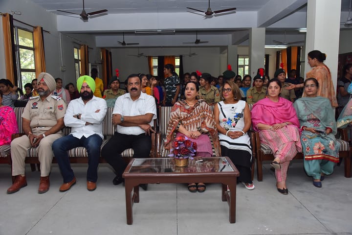 Guru Teg Bahadur Khalsa College for Women campus in Hoshiarpur, Punjab, India — photo 2