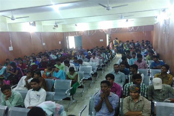 Government Laxmaneshwar College campus in Kharod, Chhattisgarh, India — photo 6