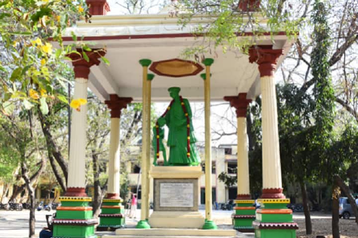 Pachaiyappa's College for Men, Kanchipuram campus in Kanchipuram, Tamil Nadu, India
