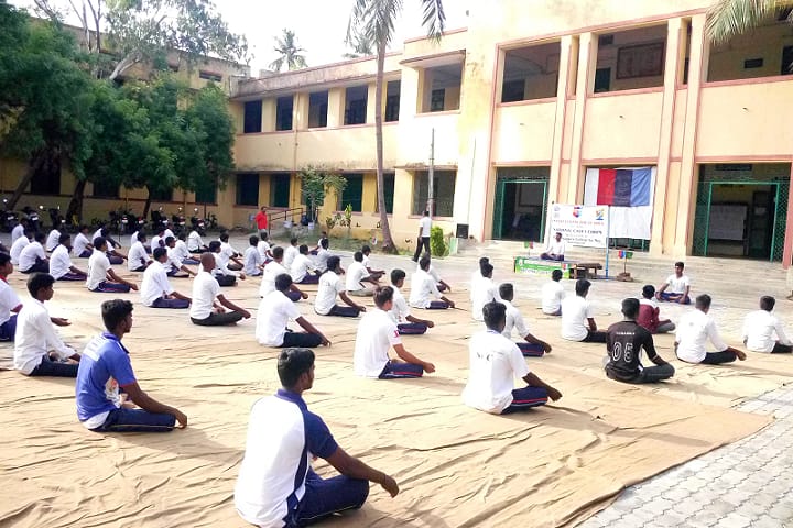 Pachaiyappa's College for Men campus in Kanchipuram, Tamil Nadu, India — photo 2