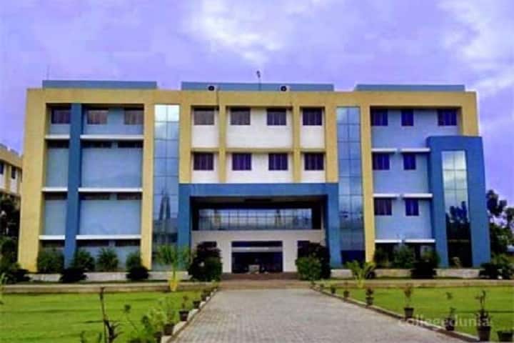 Nyruthi Polytechnic College campus in Coimbatore, Tamil Nadu, India — photo 2
