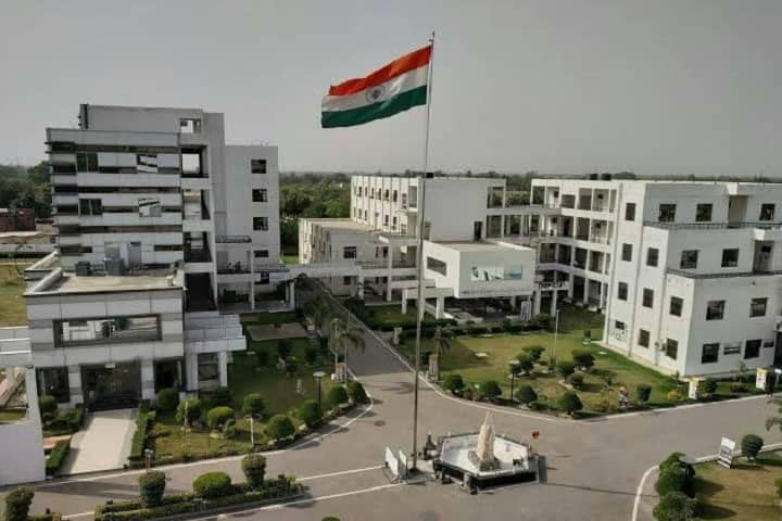 Axis Institute of Fashion Technology, Kanpur campus in Kanpur, Uttar Pradesh, India