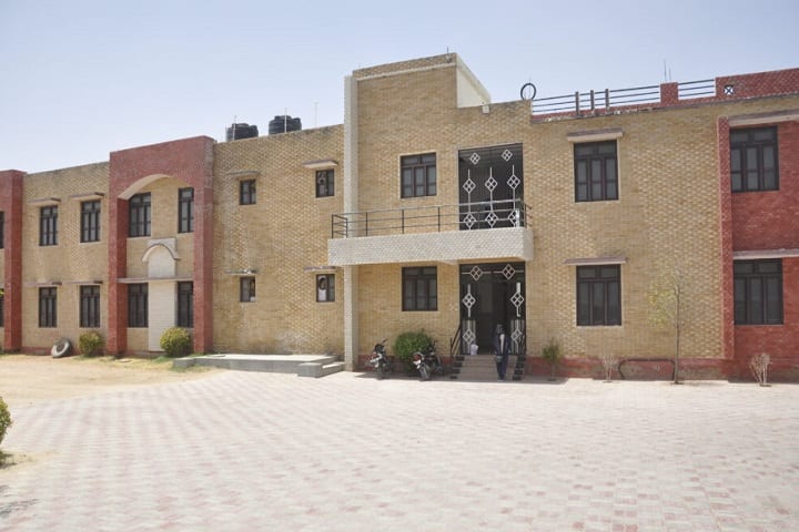 Rana Royals Girls College campus in Makrana, Rajasthan, India — photo 2