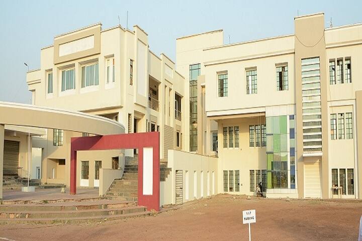 Institute of Dental Education and Advance Studies campus in Kheriya Keshar, Madhya Pradesh, India — photo 1