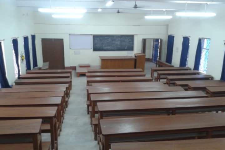 Burdwan Medical College campus in Burdwan, West Bengal, India — photo 4