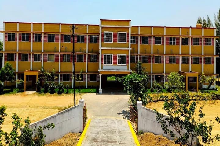 GRD College of Pharmacy campus in Thiruvallur, Tamil Nadu, India — photo 1