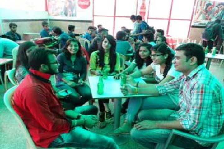St Wilfreds PG College campus in Jaipur, Rajasthan, India — photo 3
