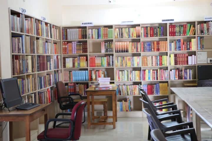 Sanchi University of Buddhist Indic Studies campus in Barla, Madhya Pradesh, India — photo 4