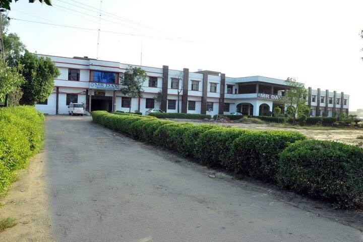 MR DAV Institute of Management Studies campus in Rohtak, Haryana, India — photo 1