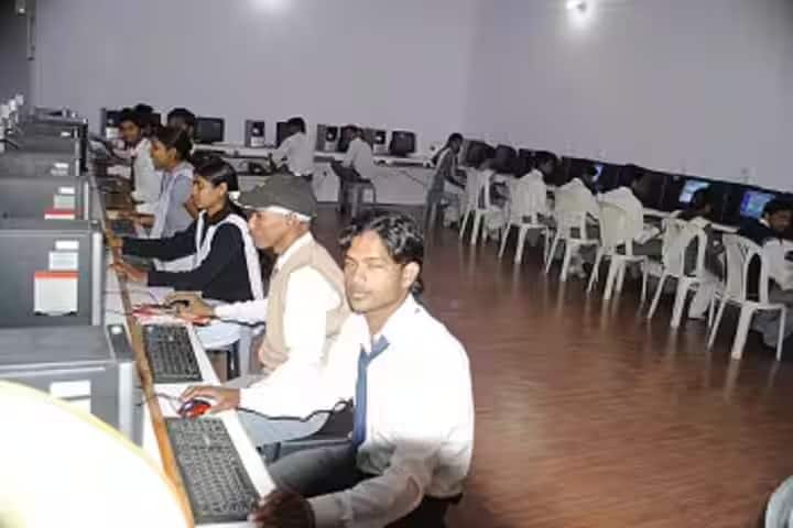 Maharaj Balwant Singh Post Graduate College campus in Varanasi, Uttar Pradesh, India — photo 5