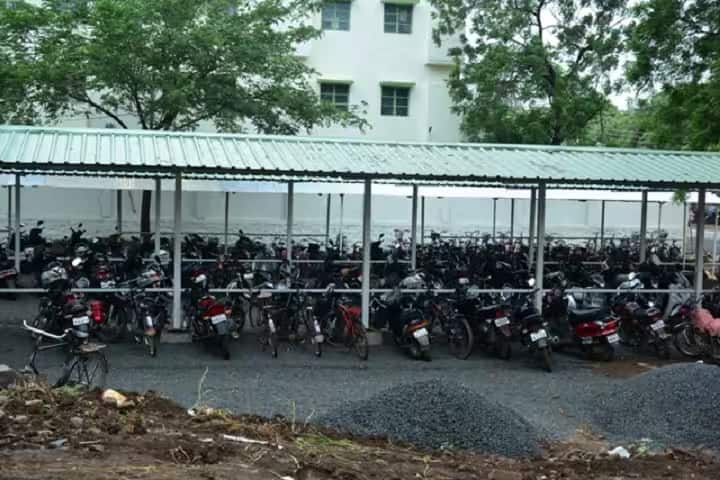 KJ Somaiya College of Arts Commerce and Science campus in Kopargaon, Maharashtra, India — photo 4