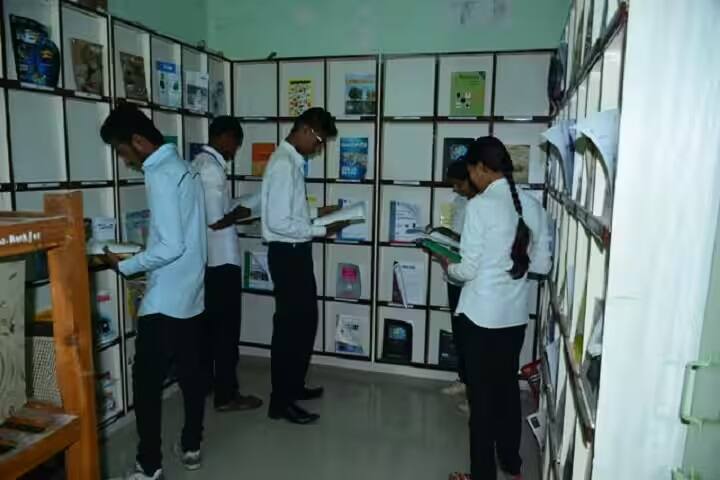 KJ Somaiya College of Arts Commerce and Science campus in Kopargaon, Maharashtra, India — photo 5
