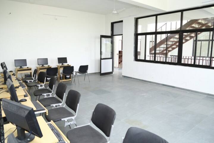 Khyati Institute of Science campus in Ahmedabad, Gujarat, India — photo 5